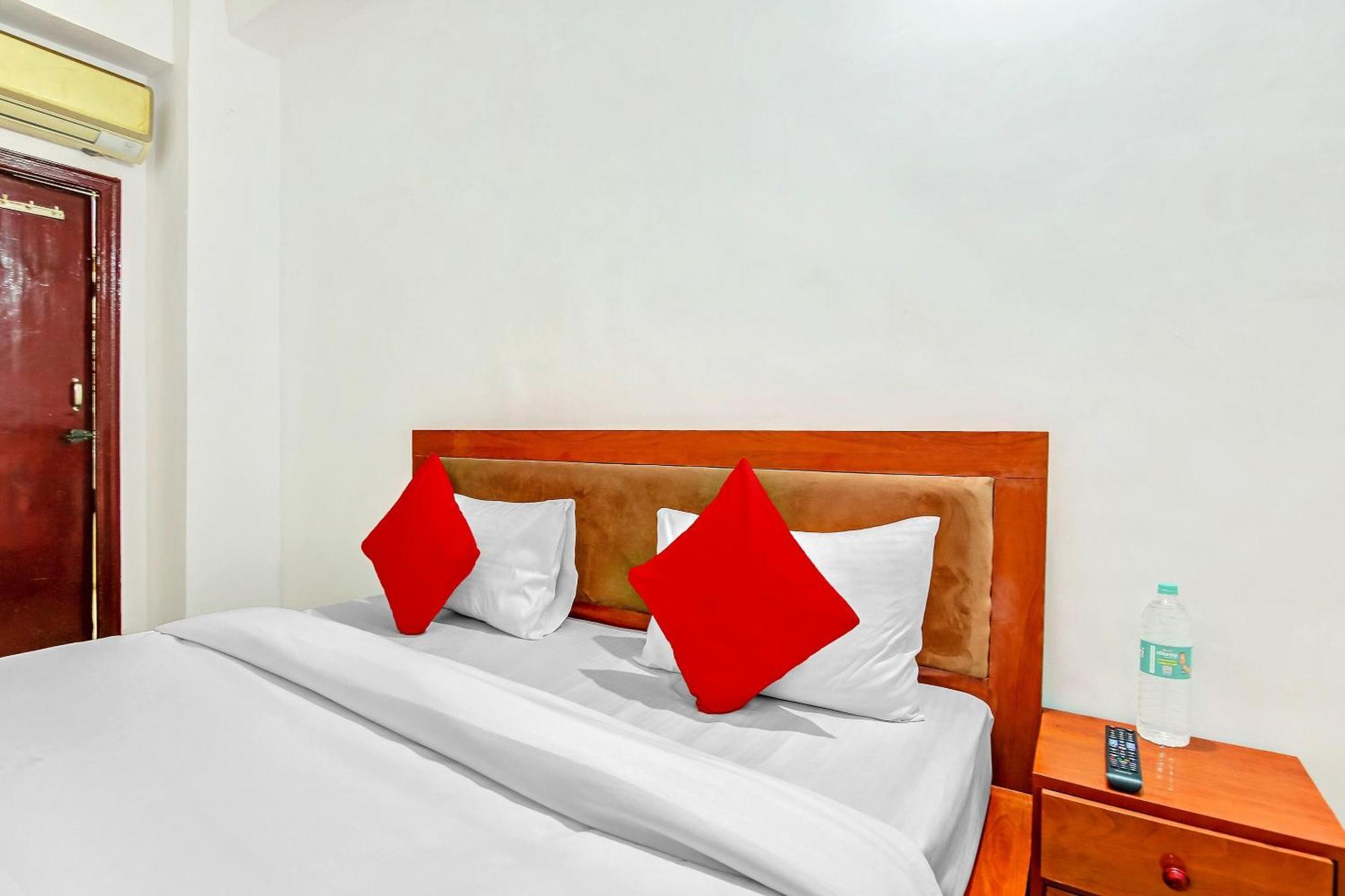 Hotel O Yash Hotel Ghaziabad Exterior foto