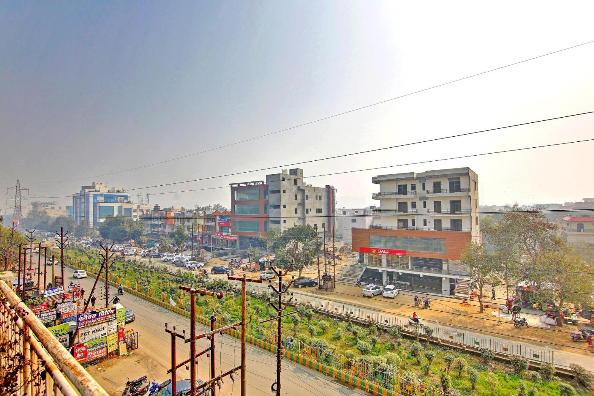 Hotel O Yash Hotel Ghaziabad Exterior foto